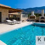 Вилла Leo's Red Stone & White Stone Made Villas, 2 With Private Pool In Village Каравадос