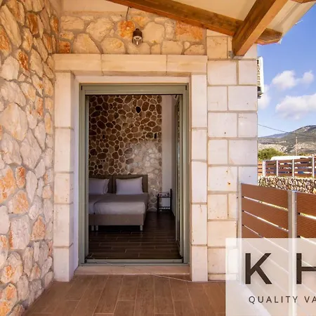 Leo's Stone Made Villa! *