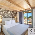 Leo's Red Stone & White Stone Made Villas, 2 With Private Pool In Village Karavádhos