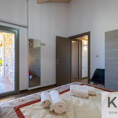 Leo's Red Stone & White Stone Made Villas, 2 With Private Pool In Village *