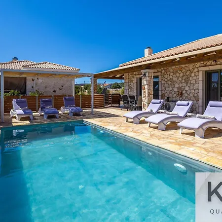 Villa Leo's Red Stone & White Stone Made Villas, 2 With Private Pool In Village Karavádhos