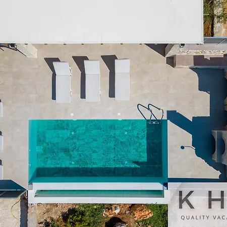 Leo's Red Stone & White Stone Made Villas, 2 With Private Pool In Village 빌라 Karavádhos