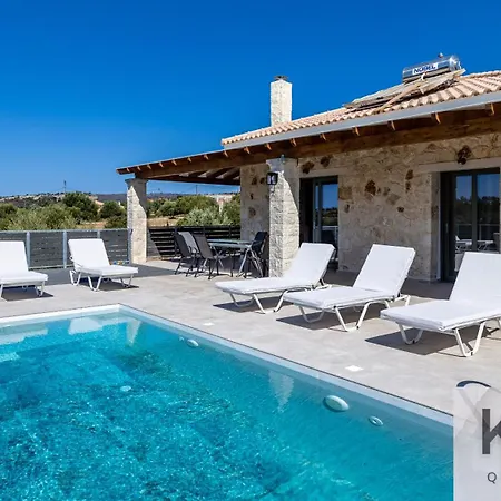 Leo's Red Stone & White Stone Made Villas, 2 With Private Pool In Village וילה Karavádhos