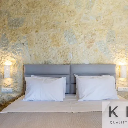 Leo's Red Stone & White Stone Made Villas, 2 With Private Pool In Village Villa