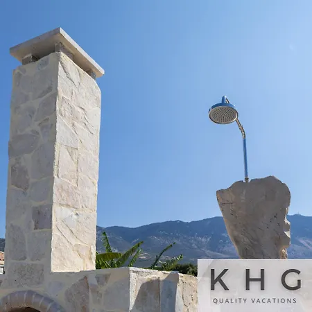 Leo's Red Stone & White Stone Made Villas, 2 With Private Pool In Village Villa Karavádhos