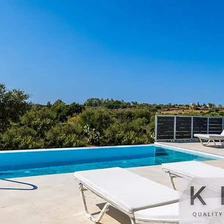 Leo's Red Stone & White Stone Made Villas, 2 With Private Pool In Village Villa *