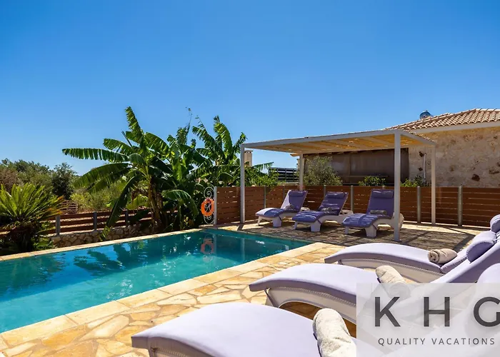 Villa Leo's Red Stone & White Stone Made Villas, 2 With Private Pool In Village Karavados