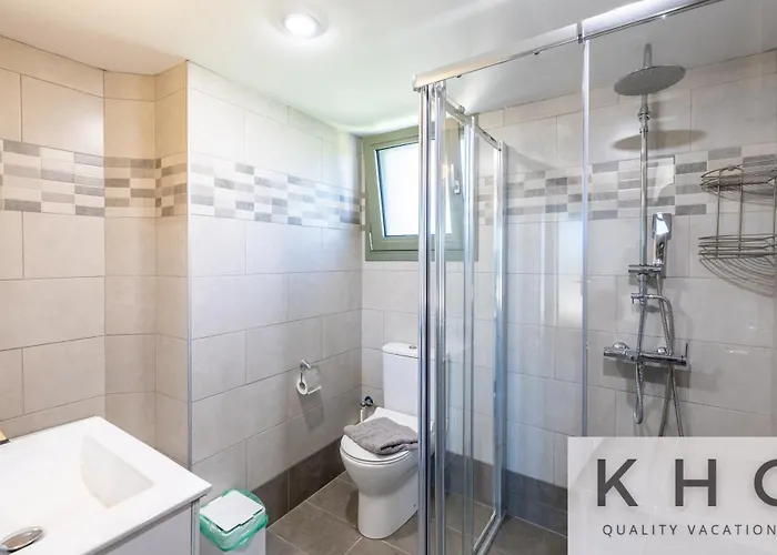 Leo's Red Stone & White Stone Made Villas, 2 With Private Pool In Village *