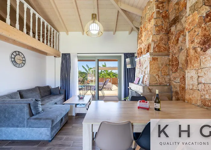 Villa Leo's Red Stone & White Stone Made Villas, 2 With Private Pool In Village