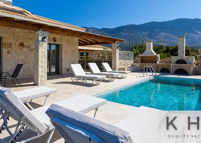 וילה Leo's Red Stone & White Stone Made Villas, 2 With Private Pool In Village