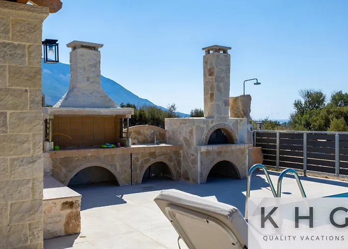 Leo's Red Stone & White Stone Made Villas, 2 With Private Pool In Village וילה *