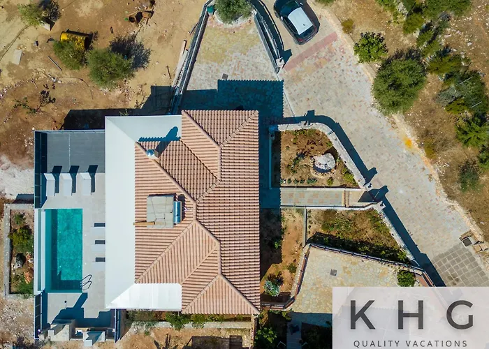 וילה Leo's Red Stone & White Stone Made Villas, 2 With Private Pool In Village *