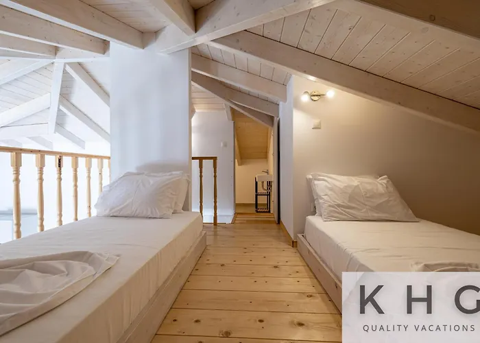 Villa Leo's Red Stone & White Stone Made Villas, 2 With Private Pool In Village *