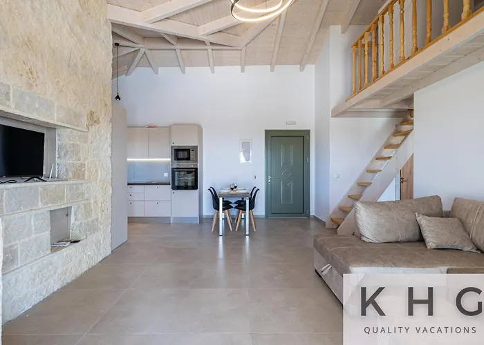 Leo's Red Stone & White Stone Made Villas, 2 With Private Pool In Village וילה Karavádhos